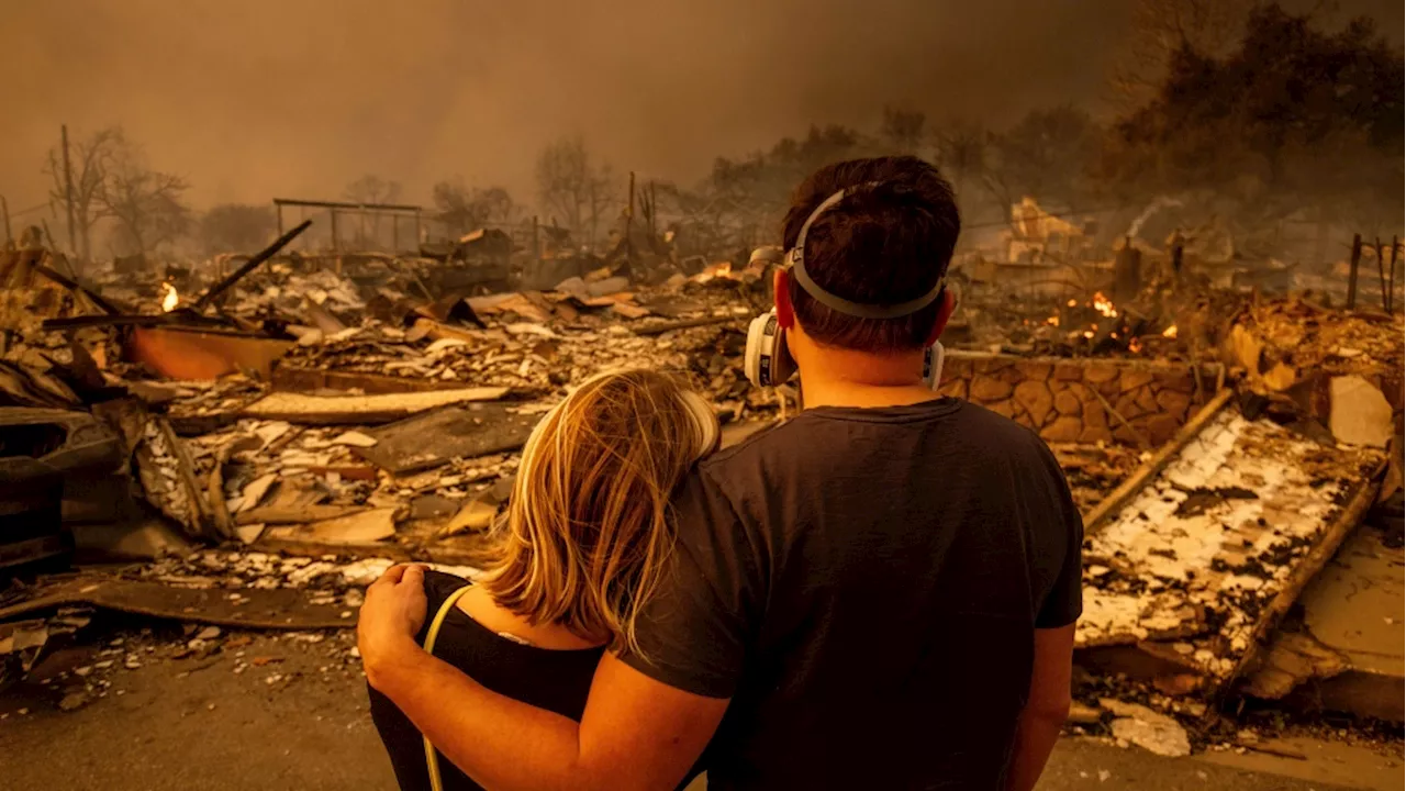 California Wildfires Rage, Forcing Mass Evacuations and Celebrity Exiles