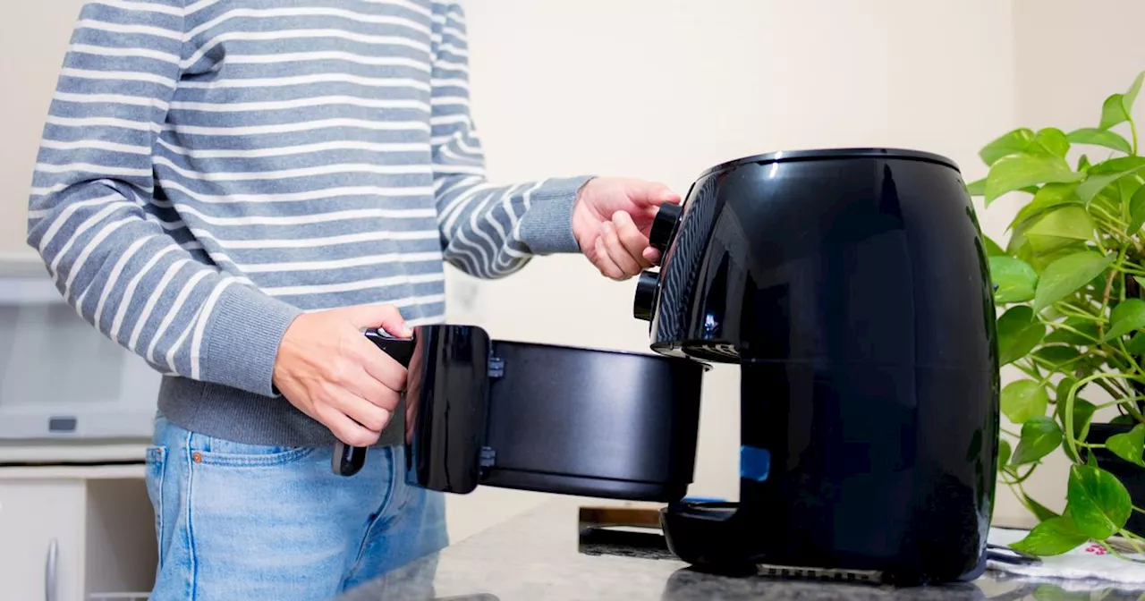 Air Fryer Cleaning Hack: Avoid This Dangerous TikTok Trend