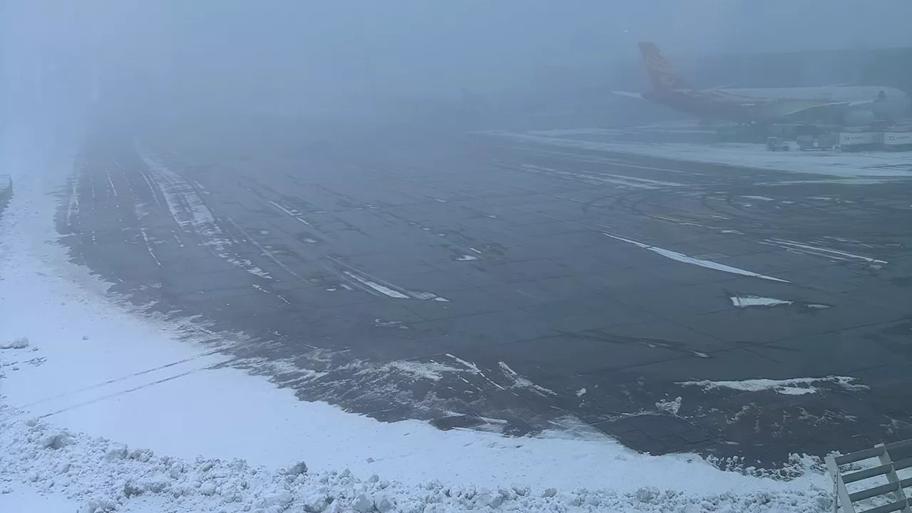 Manchester Airport Halts Flights Again Due to Heavy Snow