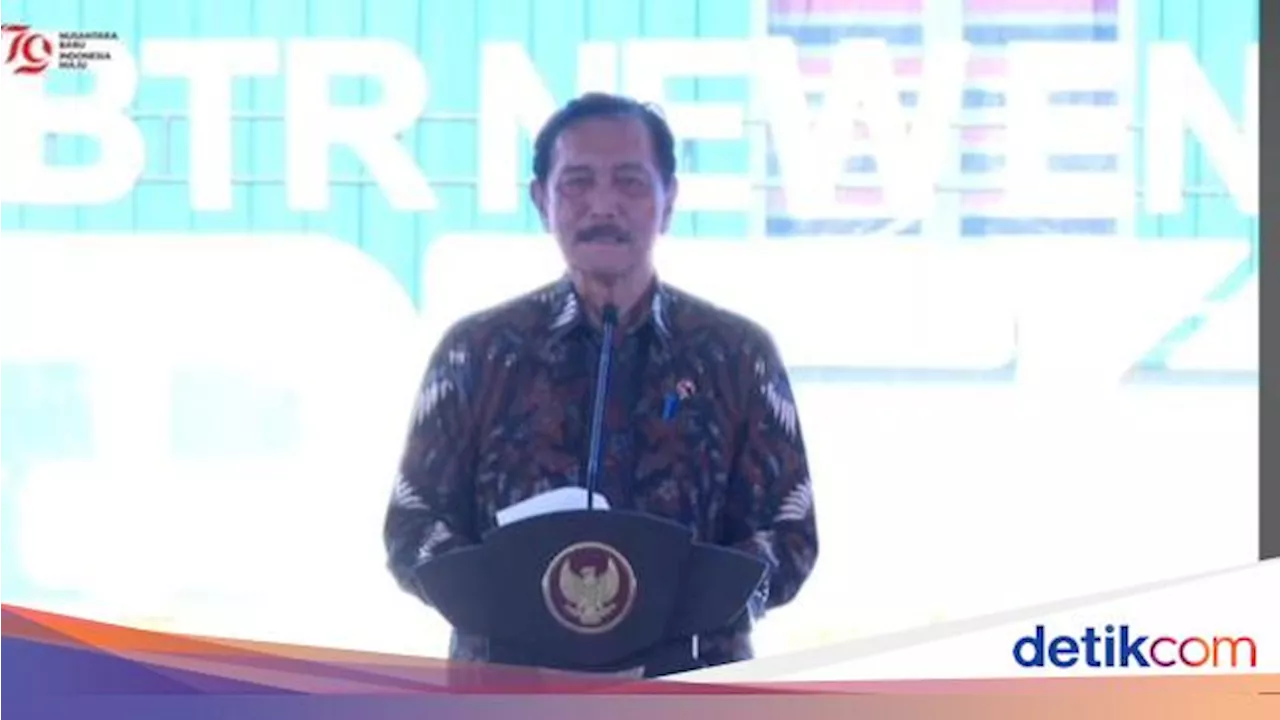 Luhut Bakal Atur Penerima Bansos Tak Bisa Belanja Sembarangan