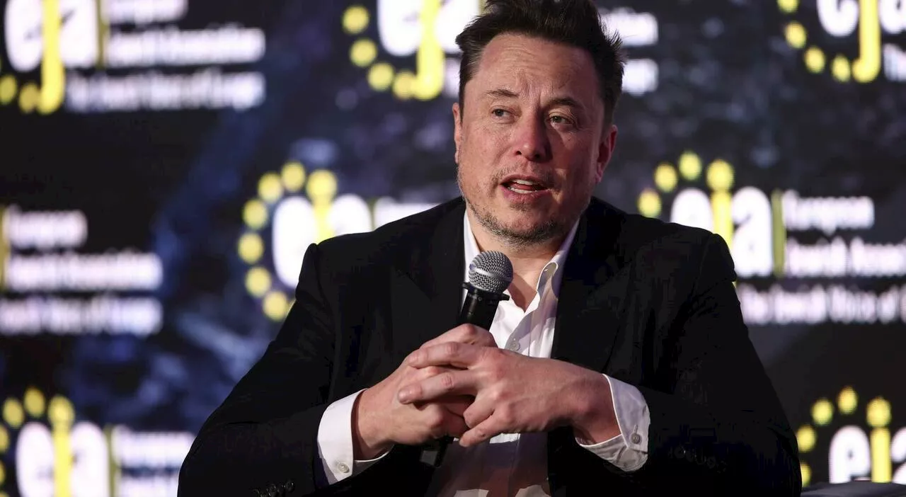 Elon Musk: accuse di pressioni sessuali da parte di ex dipendenti SpaceX