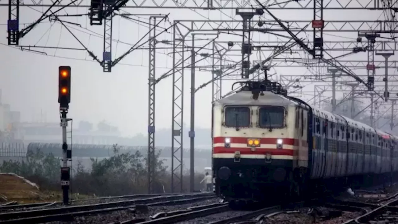 Railway News: बाराबंकी से छपरा तक हाईस्पीड पर चलेंगी ट्रेनें, 316 करोड़ से बढ़ाई जाएगी विद्युत क्षमता