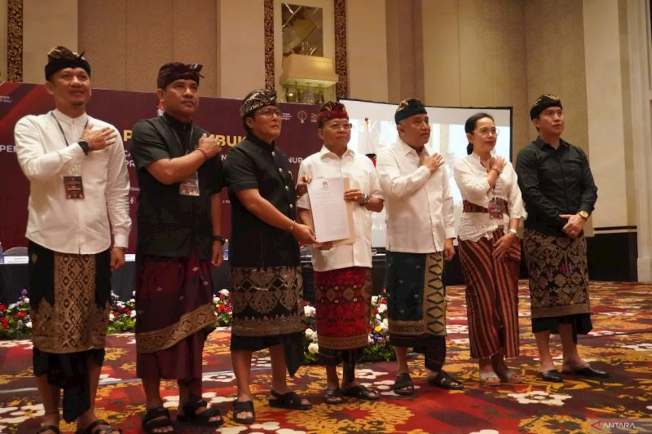 Wayan Koster dan Giri Prasta Resmi Jadi Gubernur dan Wagub Bali