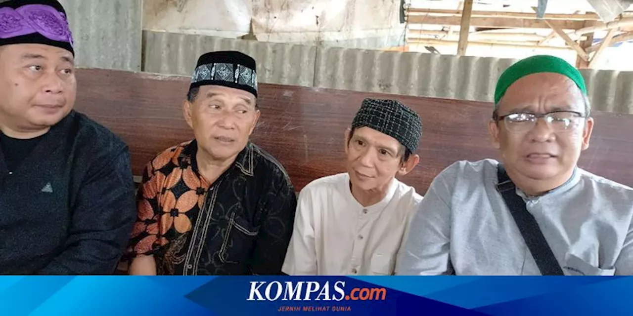 Ginanjar Menangis Ungkap Mimpi Mendiang Qomar Berangkat Haji Bareng Empat Sekawan