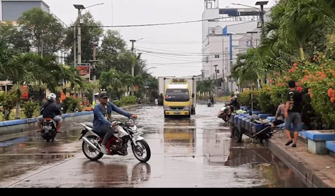 Peringatan Dini Banjir Rob DKI Jakarta Hingga 17 Januari 2025