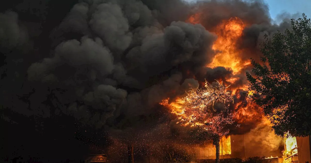 5 dead, more than 2,000 structures burned as new fire hits Hollywood Hills