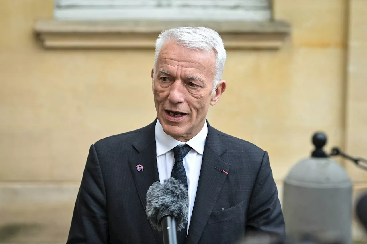 Patron du Medef propose de supprimer l'abattement fiscal pour les retraités