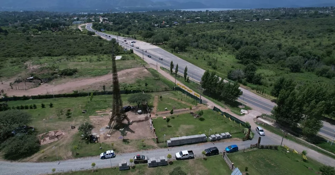 La Torre Eiffel de Síquiman