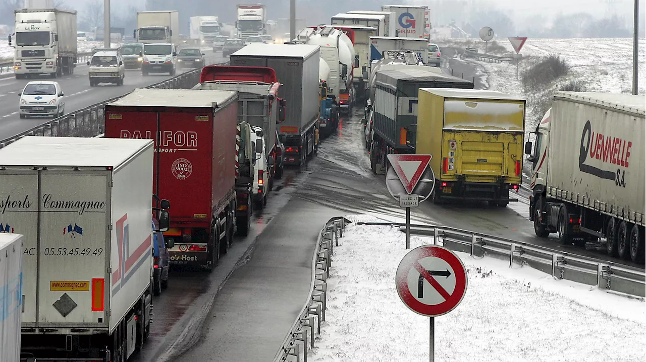 Météo : dans le Nord et le Pas-de-Calais, la neige sème la pagaille et fait au moins deux morts