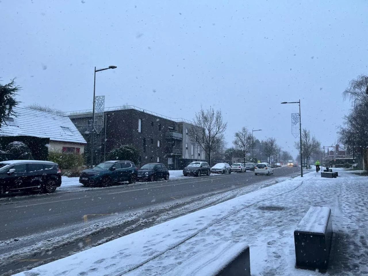 Neige dans le Nord : deux personnes sont décédées à cause d'une chute et du froid