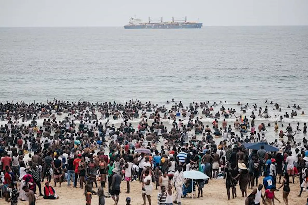 Concerns about E. Coli Contaminate KwaZulu-Natal Beaches During Busy Holiday Season