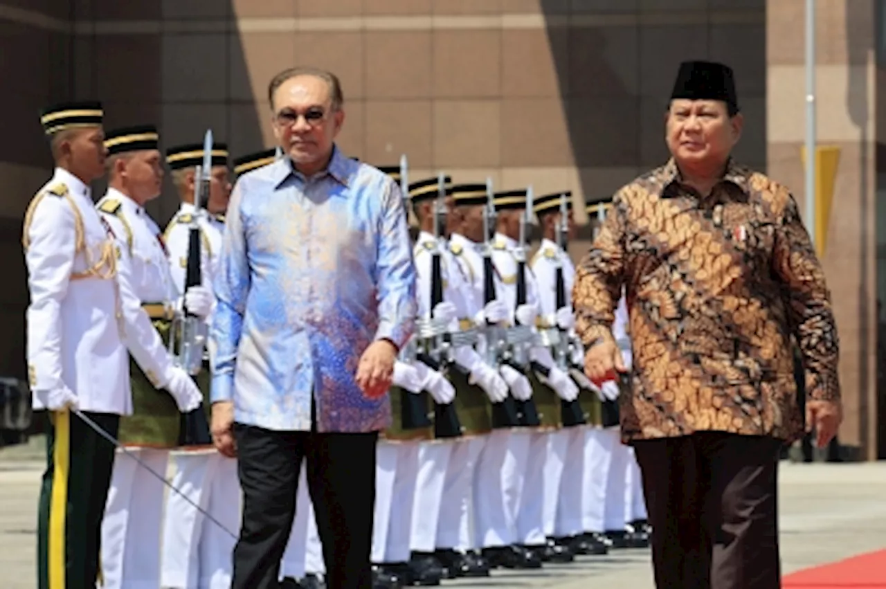 Indonesia Pledges Support for Malaysia's ASEAN Chairmanship