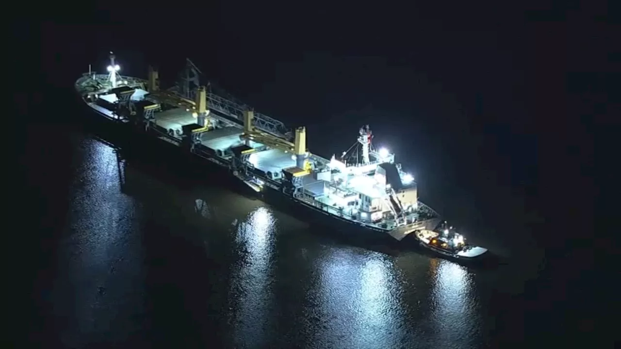 Cargo ship gets stuck on Delaware River after leaving Philly port