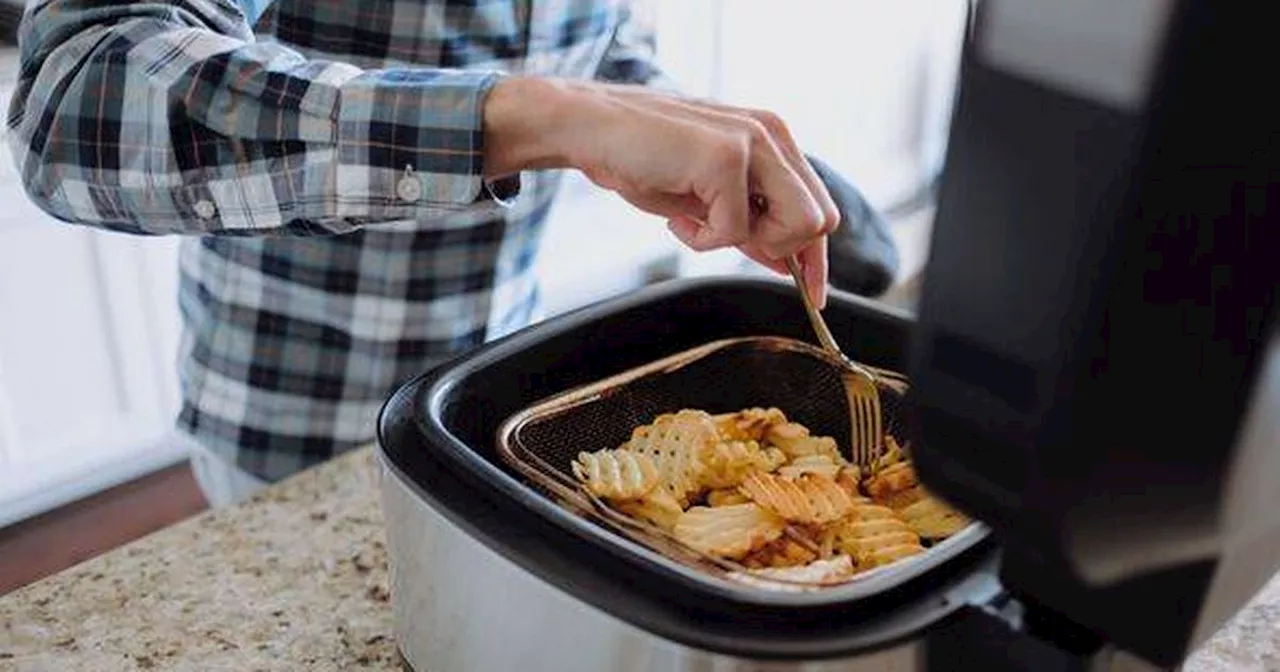 Warning to air fryer users as expert shares foods to avoid