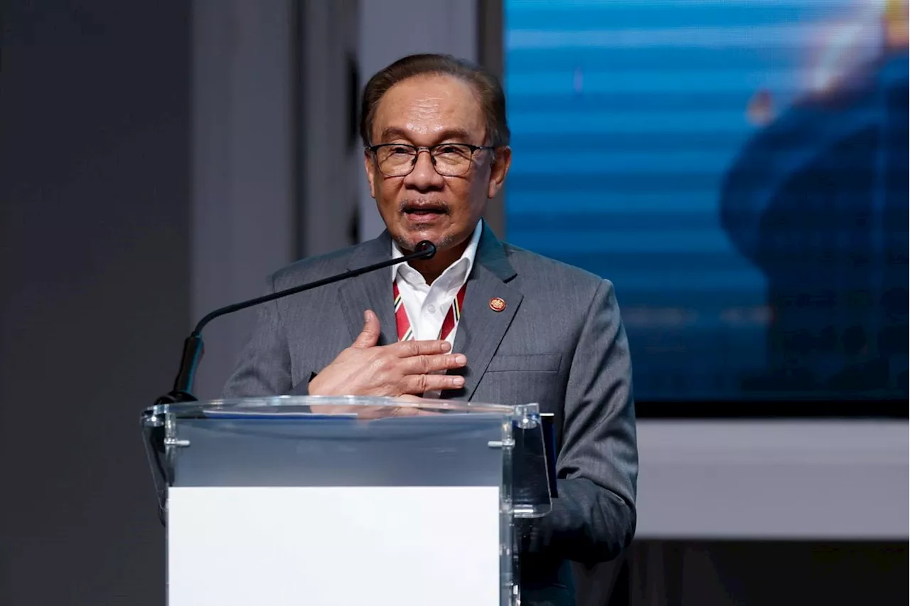 Anwar Extends Condolences to US Wildfire Victims