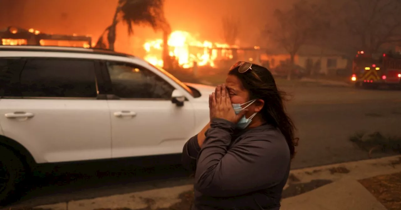 Ventos de Santa Ana Provocam Incêndios Descontrolados na Califórnia