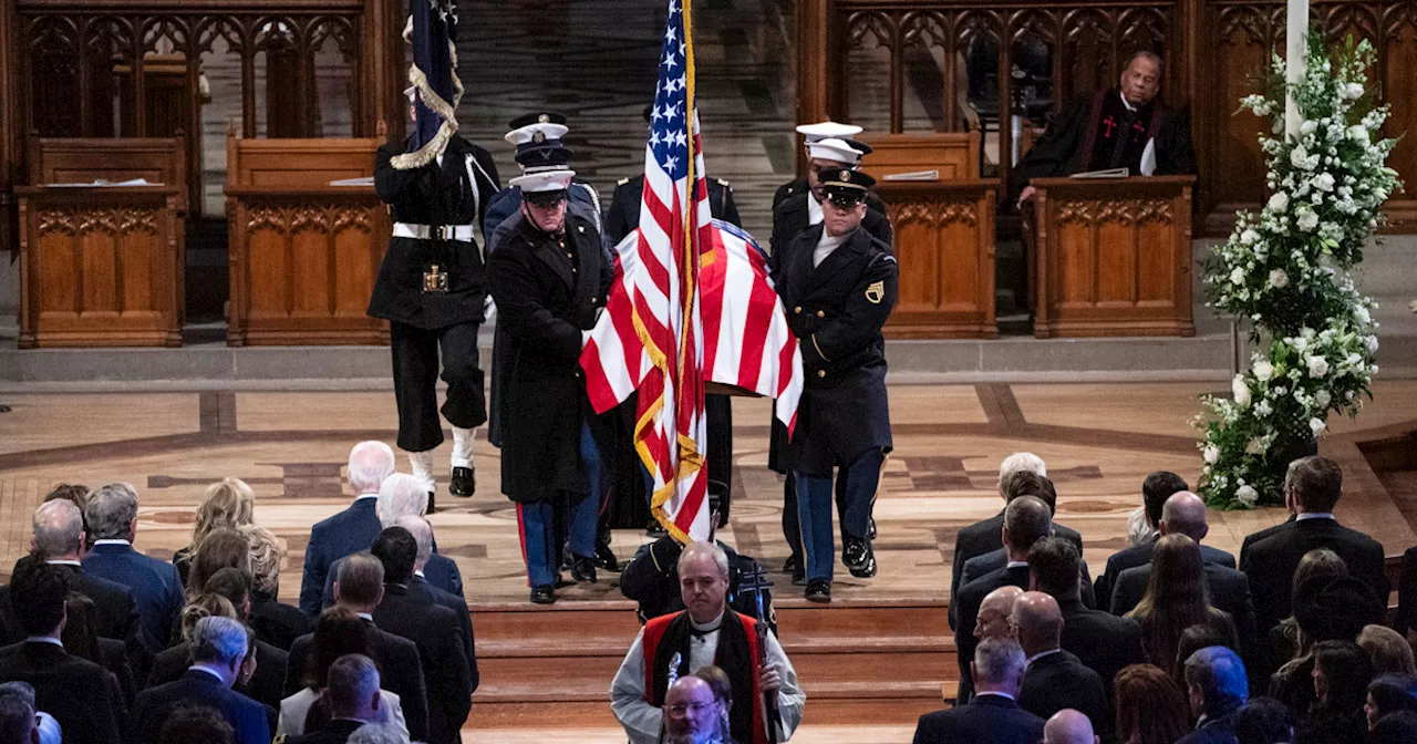 Garth Brooks and Trisha Yearwood Perform 'Imagine' at Jimmy Carter's Funeral