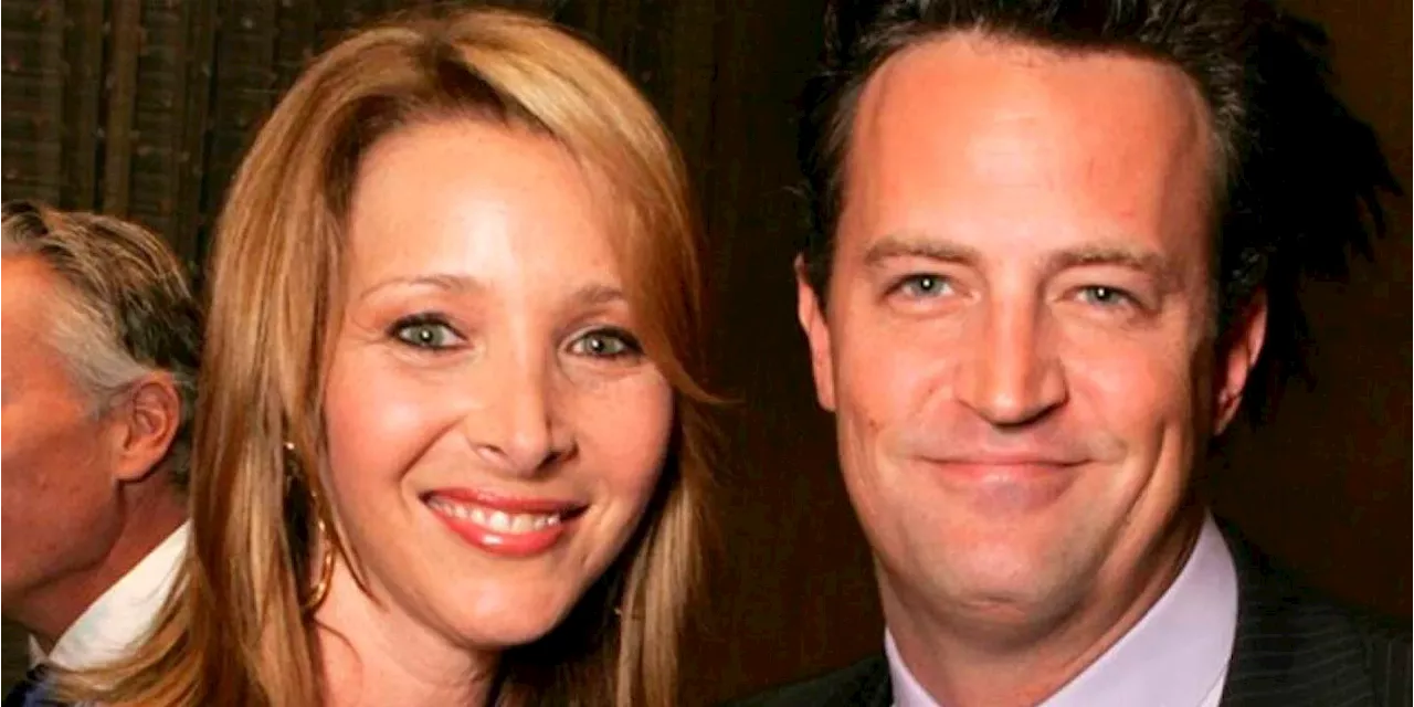 Lisa Kudrow descubre emotivo mensaje de Matthew Perry en el tarro de galletas de 'Friends'