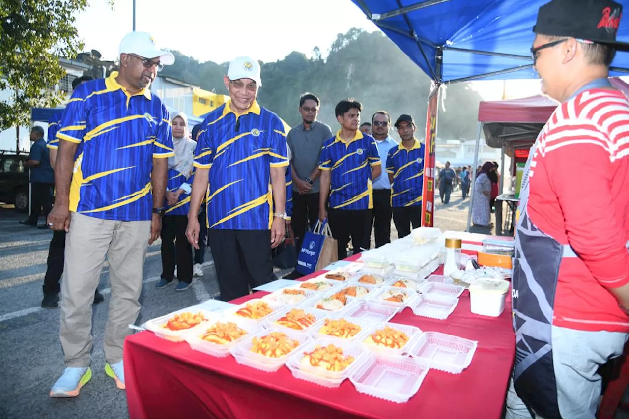 Kangar to Improve Mosque Facilities at Night Markets to Support 'Pause for Prayer' Program