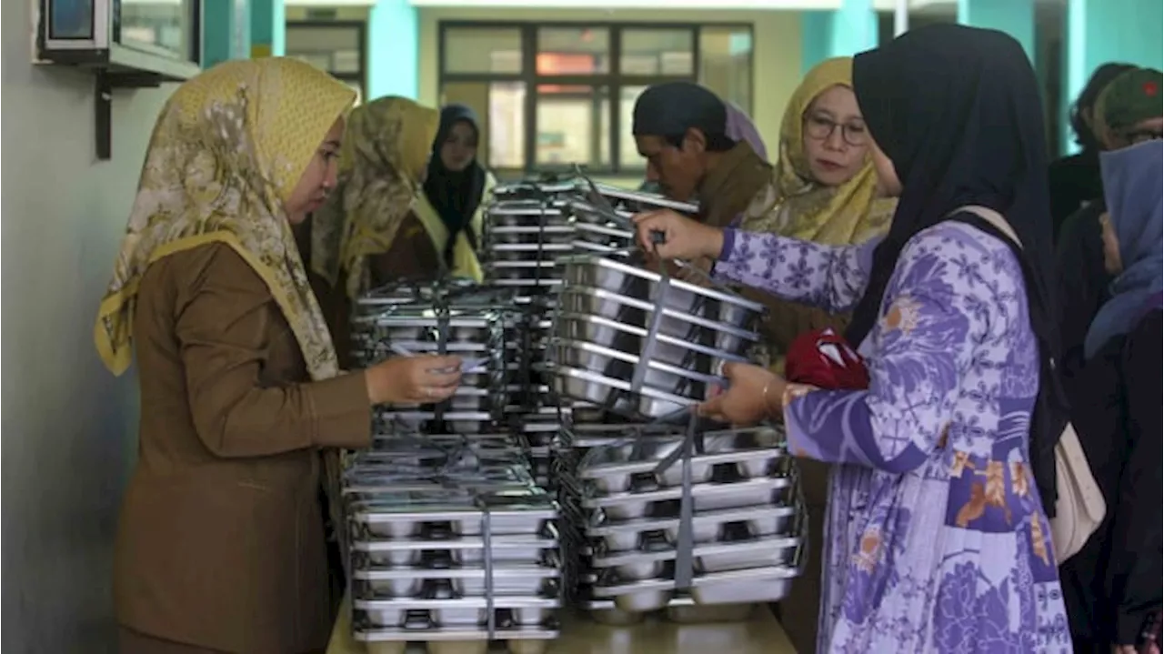 Makanan MBG di Makassar Banyak Tak Dihabiskan, SPPG Janjikan Hadiah bagi Siswa