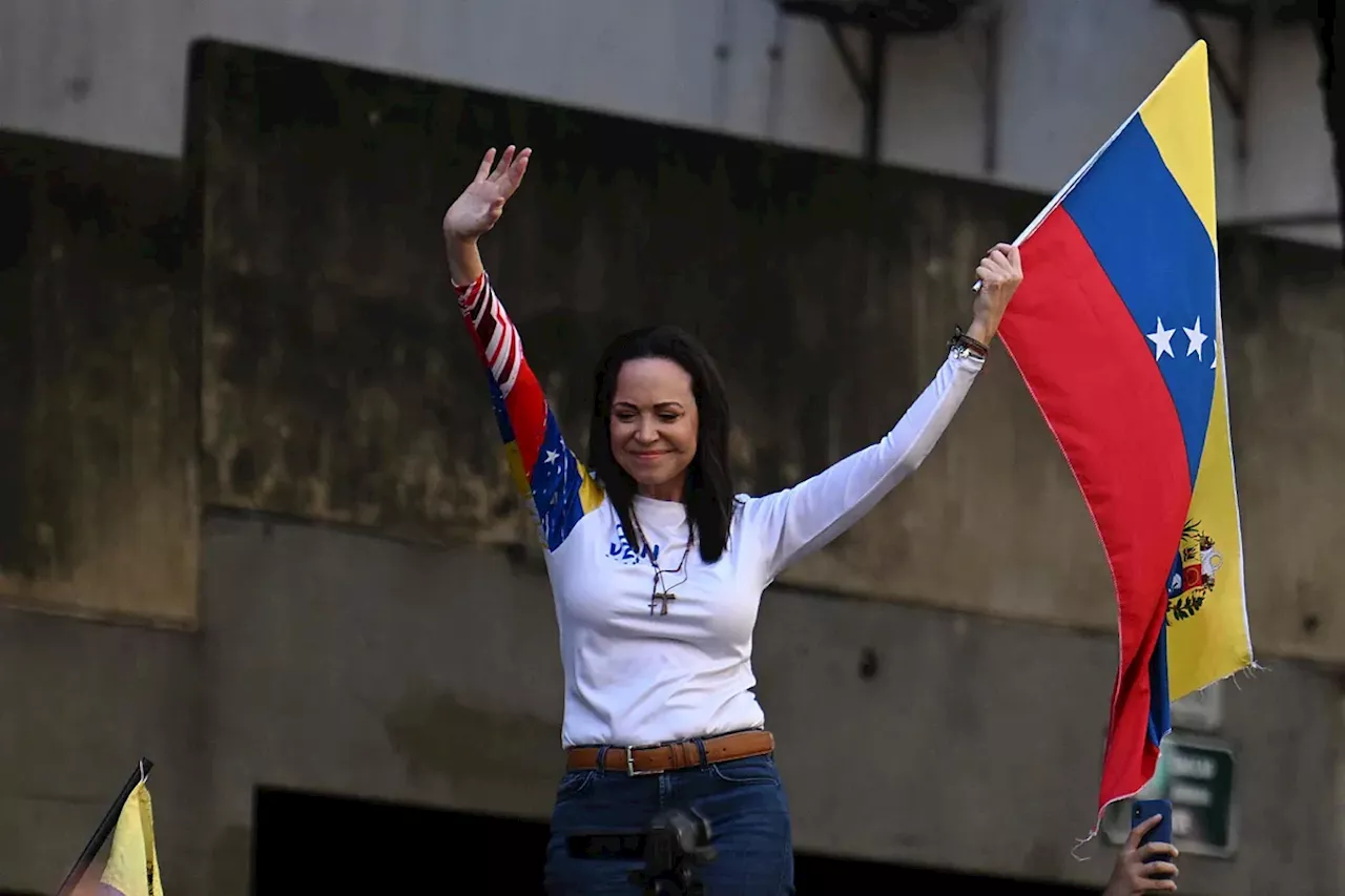 María Corina Machado detenida durante protesta en Caracas