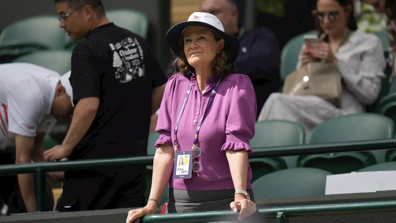 Pam Shriver Reclaims Stolen Tennis Trophies After California Wildfires