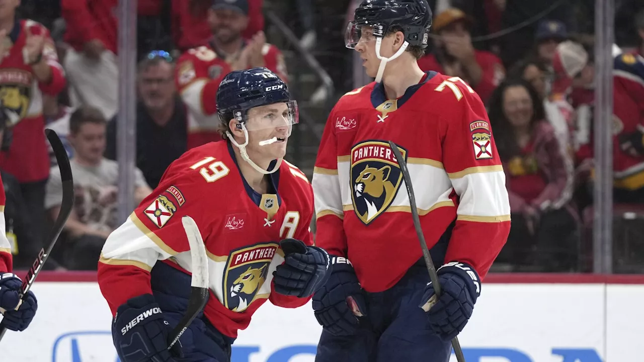 Reinhart gets 30th goal, Maurice gets 900th win as Panthers ease past Blackhawks 5-1