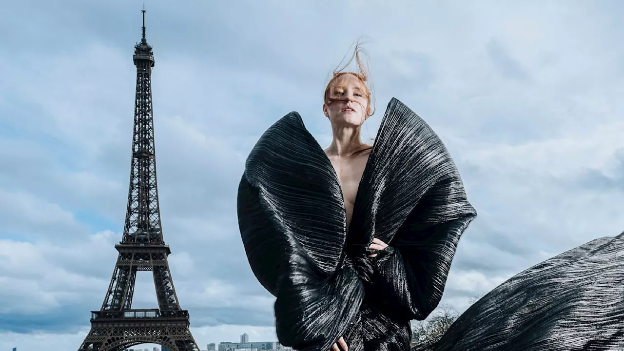 Model Barbara Meier: Laufsteg WOWback in Paris!