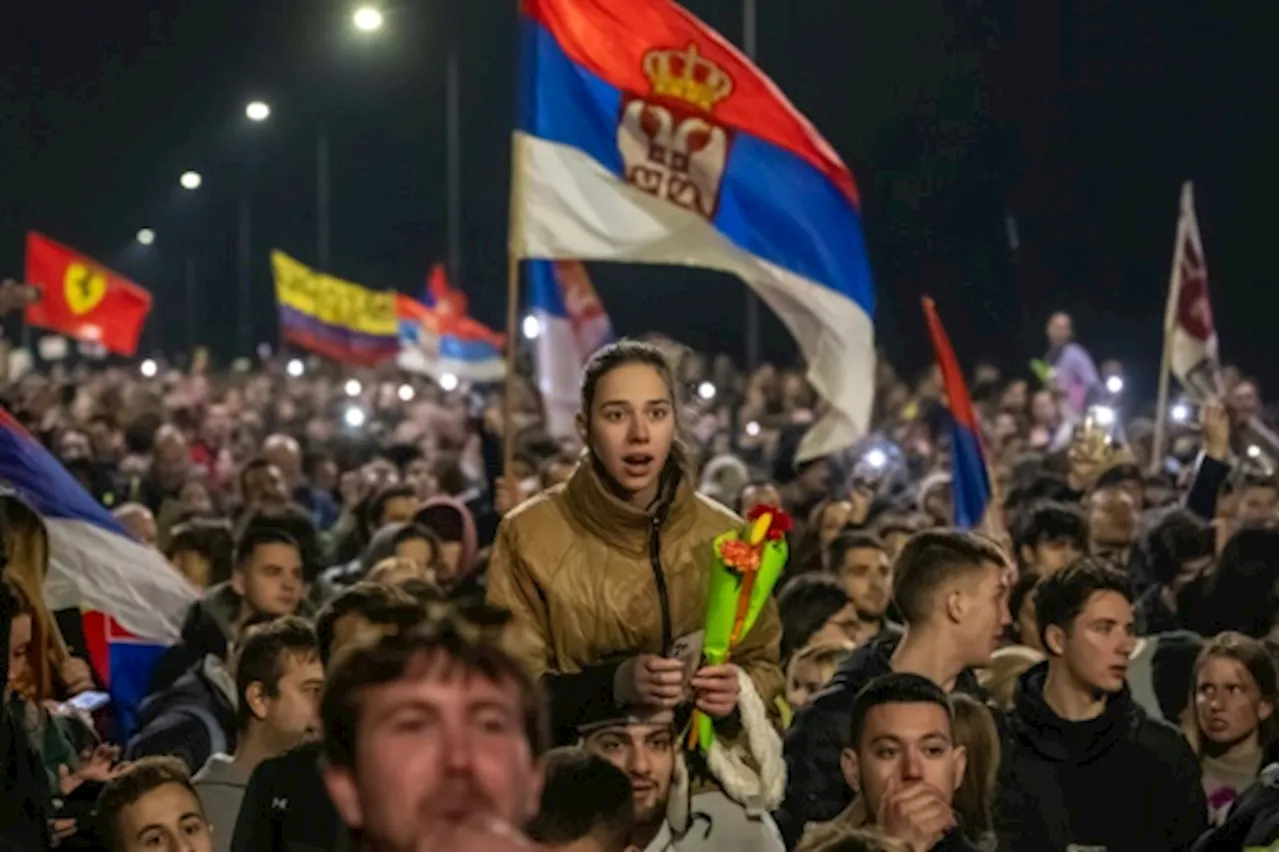 La Serbie manifeste et commémore les trois mois de l'accident de Novi Sad