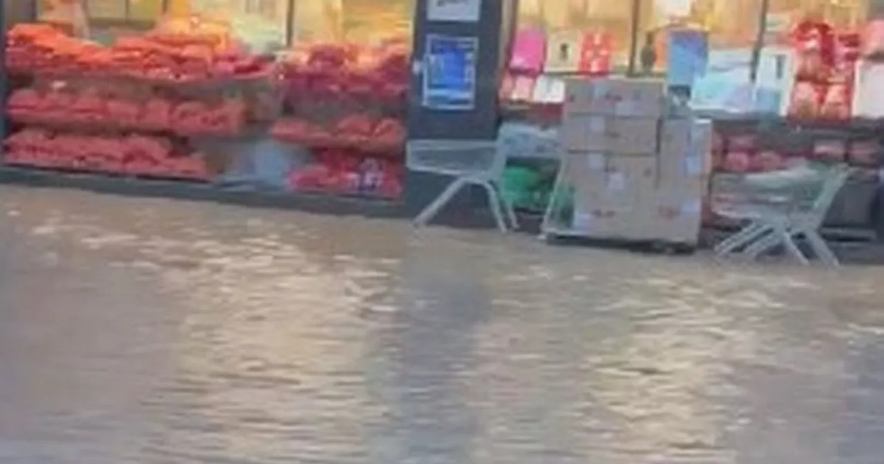 Glasgow homes left without water as 'streets and shops flooded'