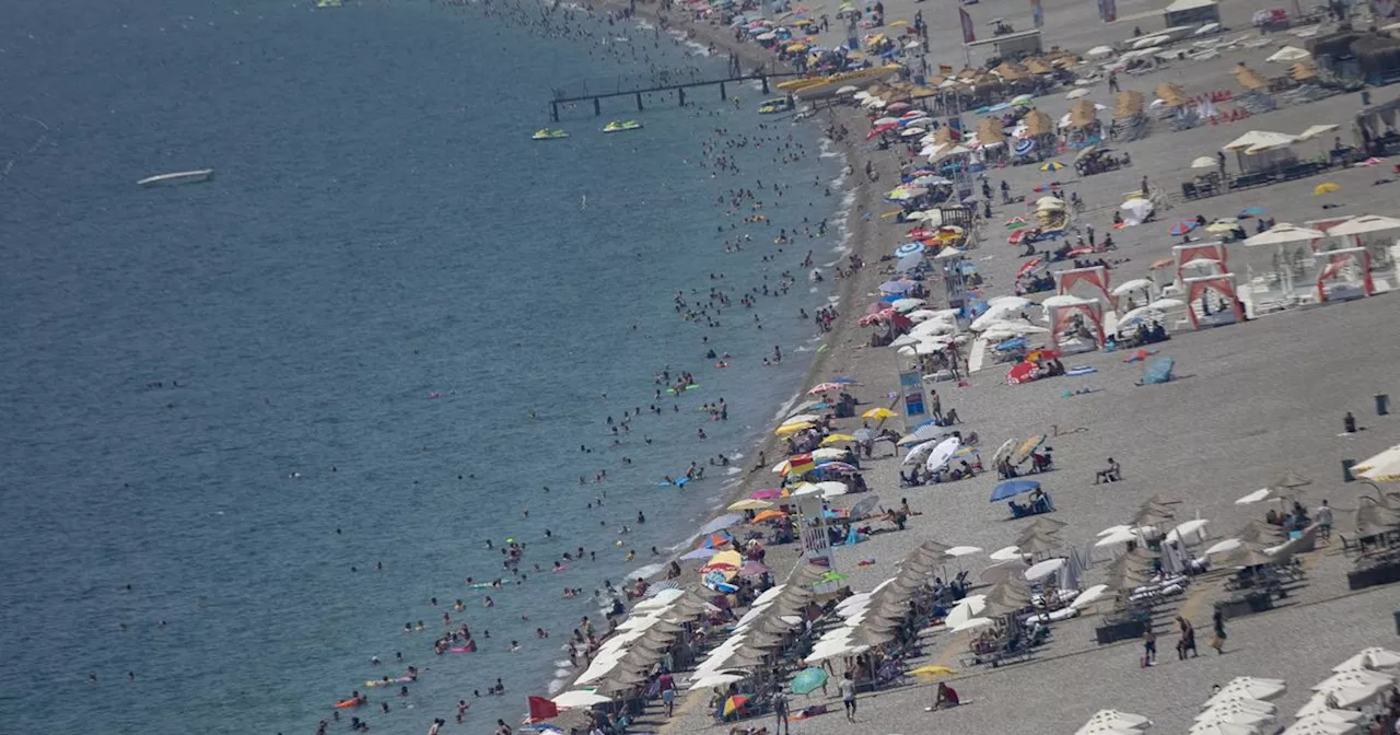 Is Antalya 'Dead'? Tourists Flee Turkey Amid Rising Prices