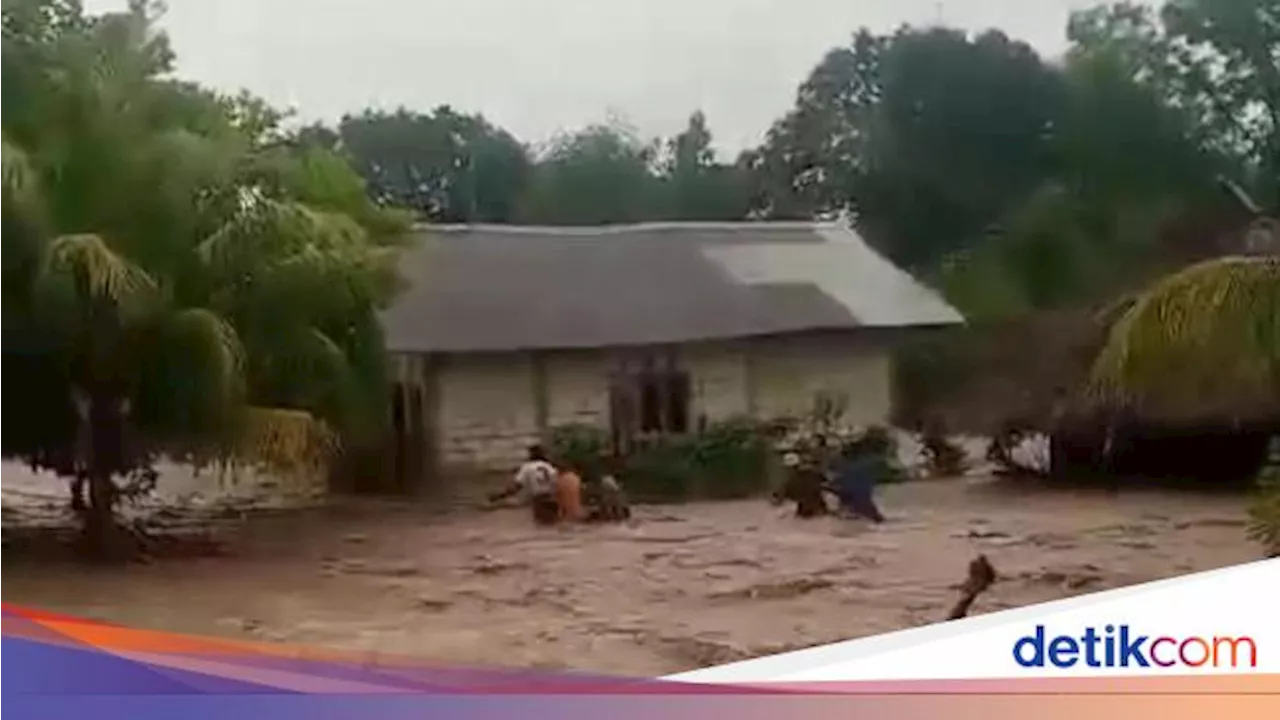 Enam Kecamatan di Kupang Terendam Banjir, Jalan Terputus