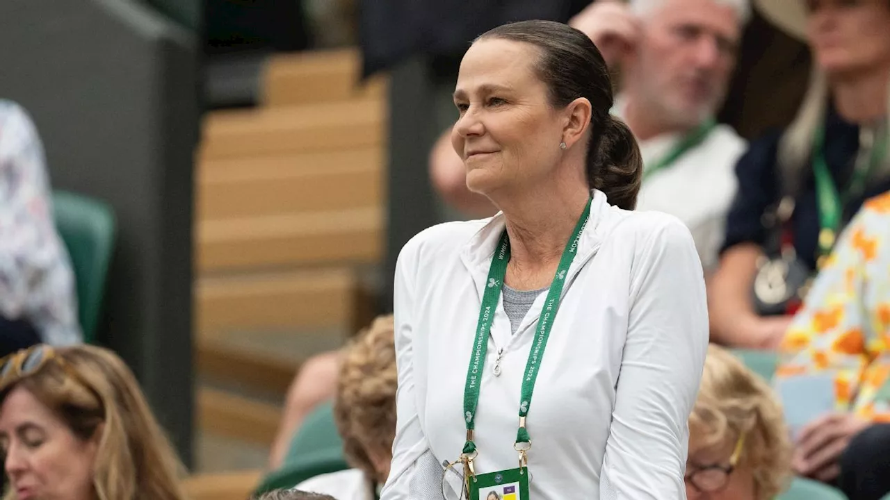 Pam Shriver's Stolen Tennis Trophies Returned