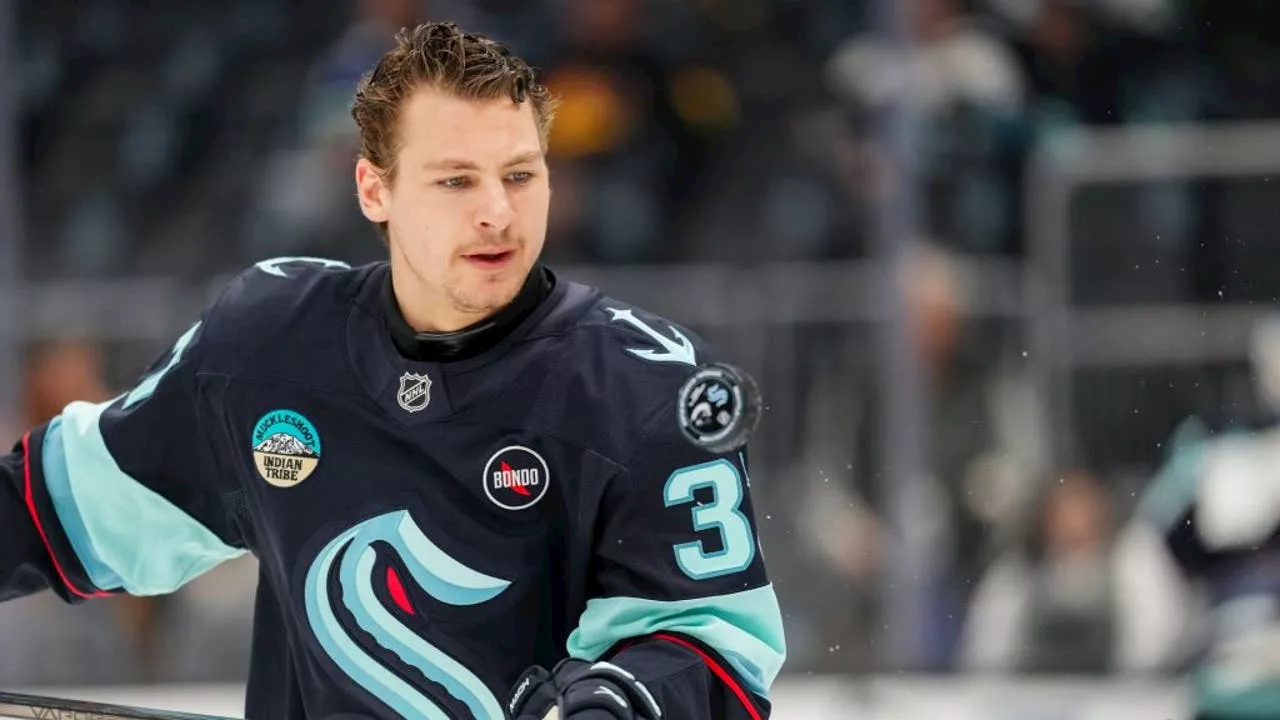 Kraken Forward Yanni Gourde Expected to Miss Extended Time with Sports Hernia