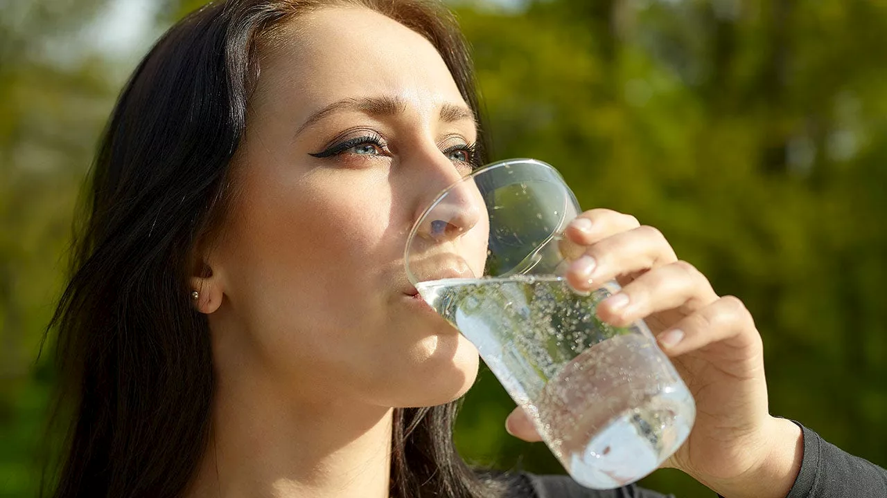 Can Sparkling Water Help With Weight Loss?