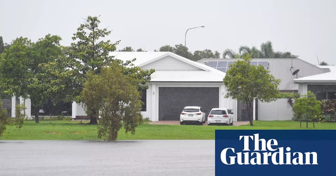 Townsville floods ‘black zone’ urged to evacuate as parts of north Queensland hit with 600mm of rain in 24 hours