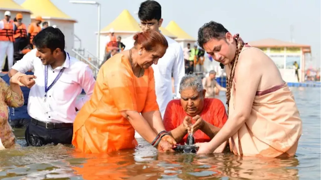 महाकुंभ में उपराष्ट्रपति धनखड़, करोड़ों श्रद्धालुओं की आस्था से अभिभूत