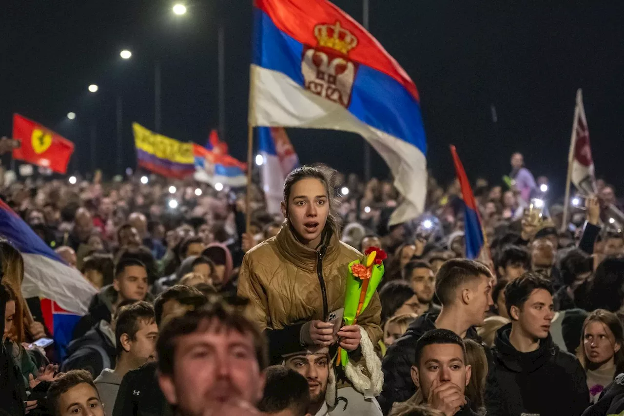 La Serbie manifeste et commémore les trois mois de l'accident de Novi Sad