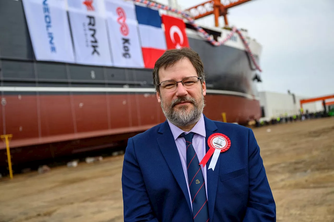 Le plus long cargo à voile du monde a été mis à l’eau et il est français