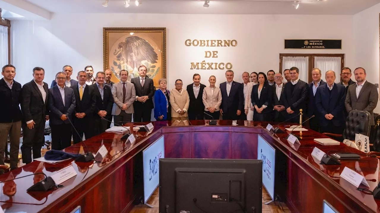 Sheinbaum Reúne con Empresarios para Revisar Progreso del Plan México Amid Trump's Tariff Threat