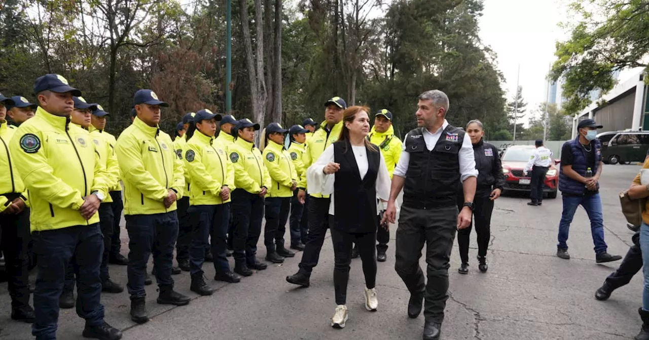 Mauricio Tabe y SSC CDMX retiran vehículos mal estacionados en Miguel Hidalgo