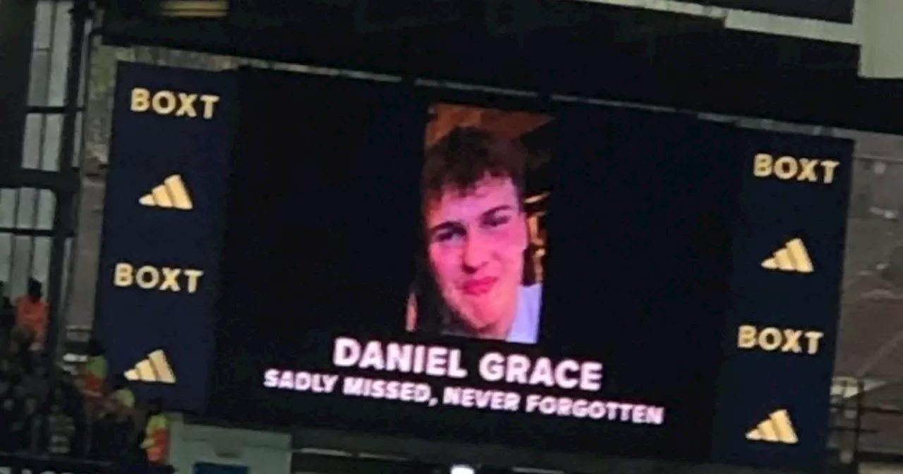 Touching moment Leeds pays tribute to 'avid' football fan in Cardiff match