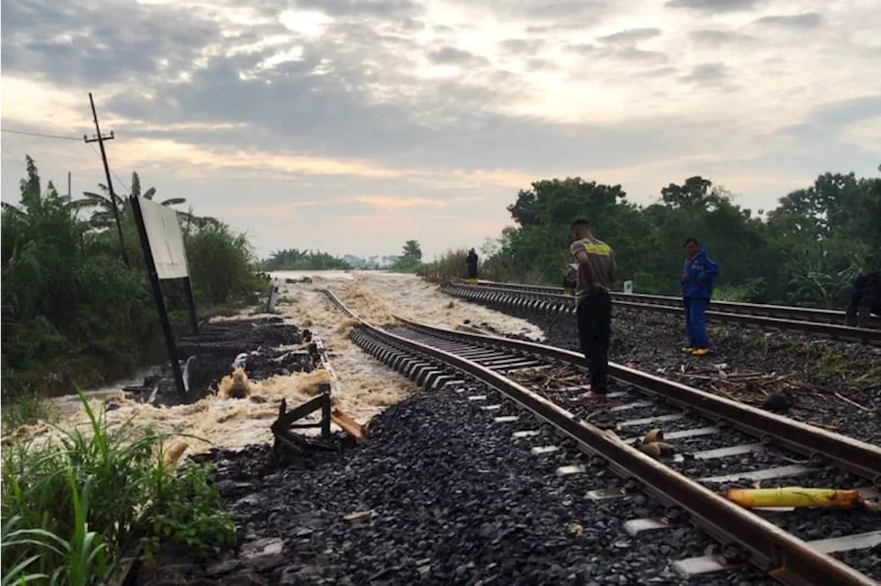 KAI Percepat Pemulihan Jalur Rel yang Terdampak Banjir Grobogan