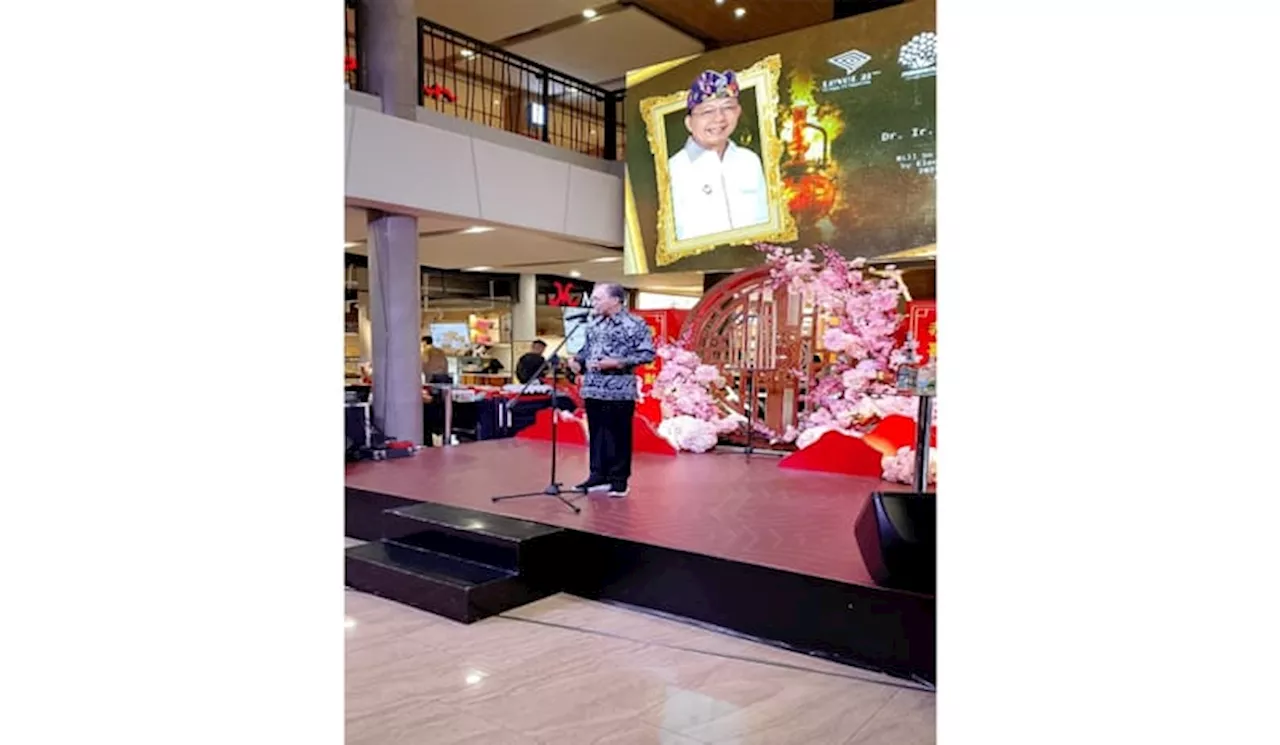 Koster Minta Semua Gerai di Level 21 Mall Gunakan Aksara Bali