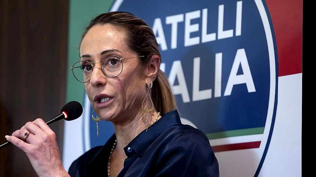 FdI, Arianna Meloni lancia un appello citando Tolkien: 'Aiutiamo Giorgia a portare l'anello'