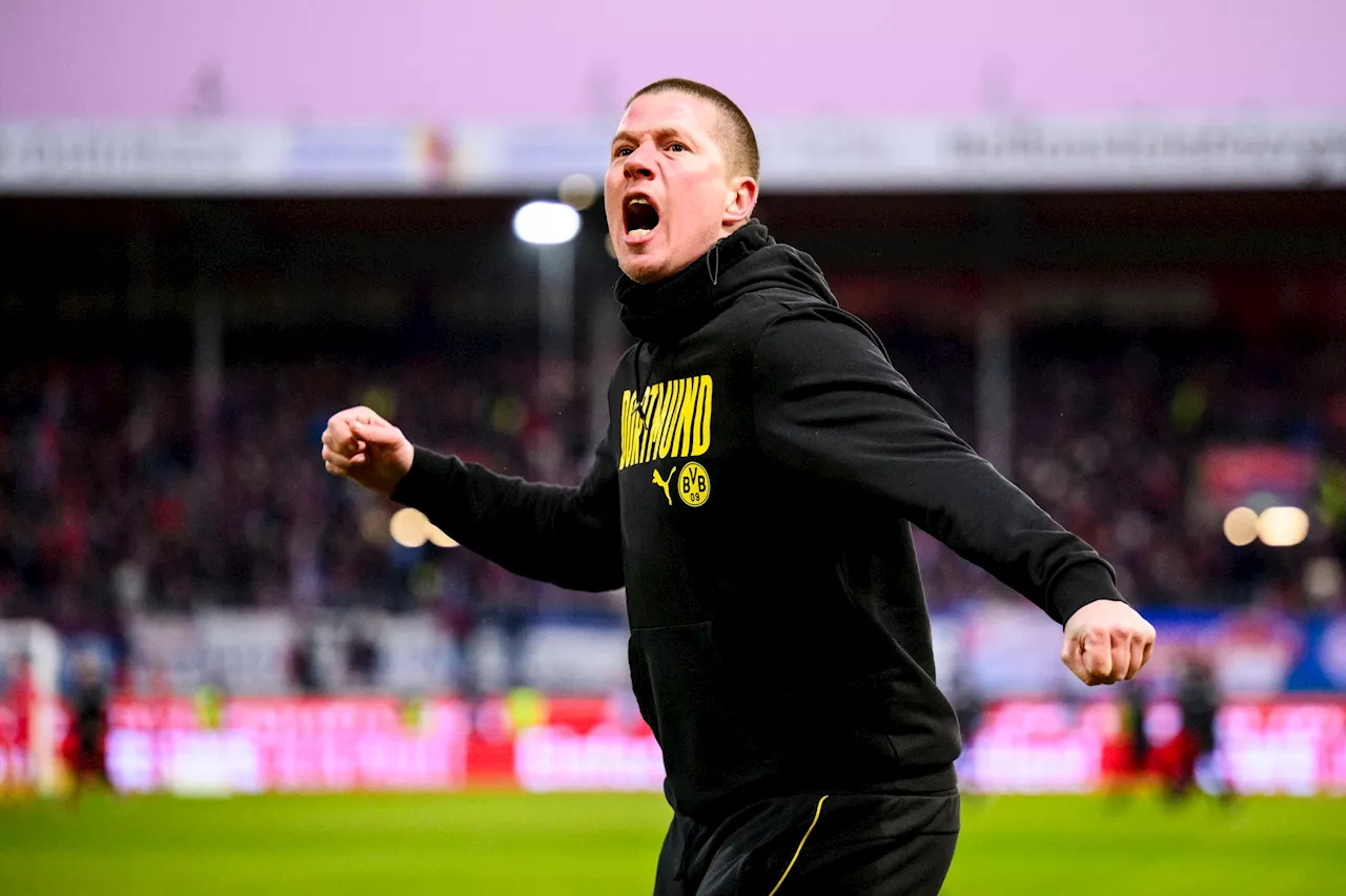 Mike Tullbergs Jubel nach dem BVB-Sieg in Heidenheim