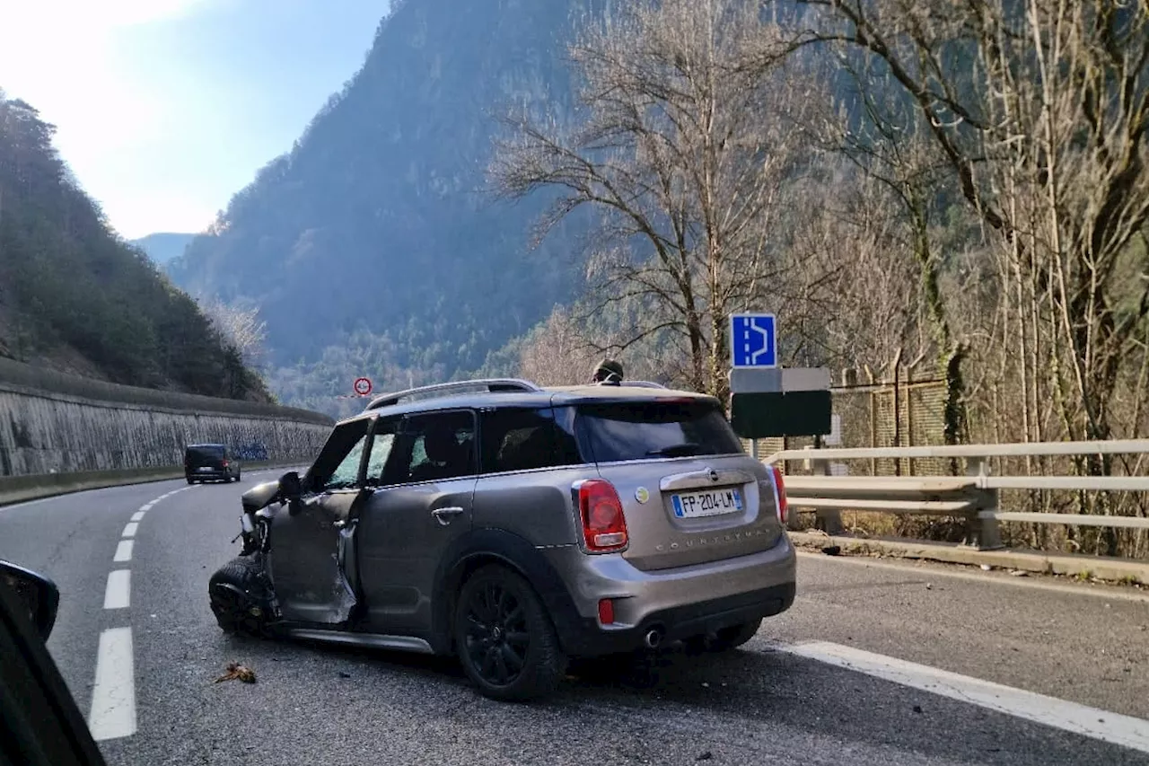 Savoie : plan d'hébergements d'urgence activé après l'effondrement de rochers sur la RN 90