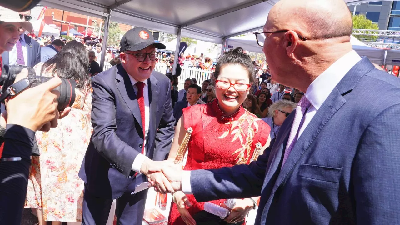 Albanese and Dutton take part in Lunar New Year celebrations in Melbourne