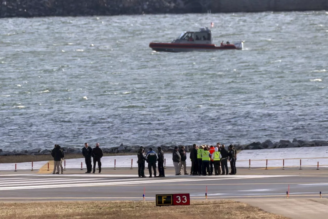 Potomac River Recovery Underway After Fatal Plane, Helicopter Collision