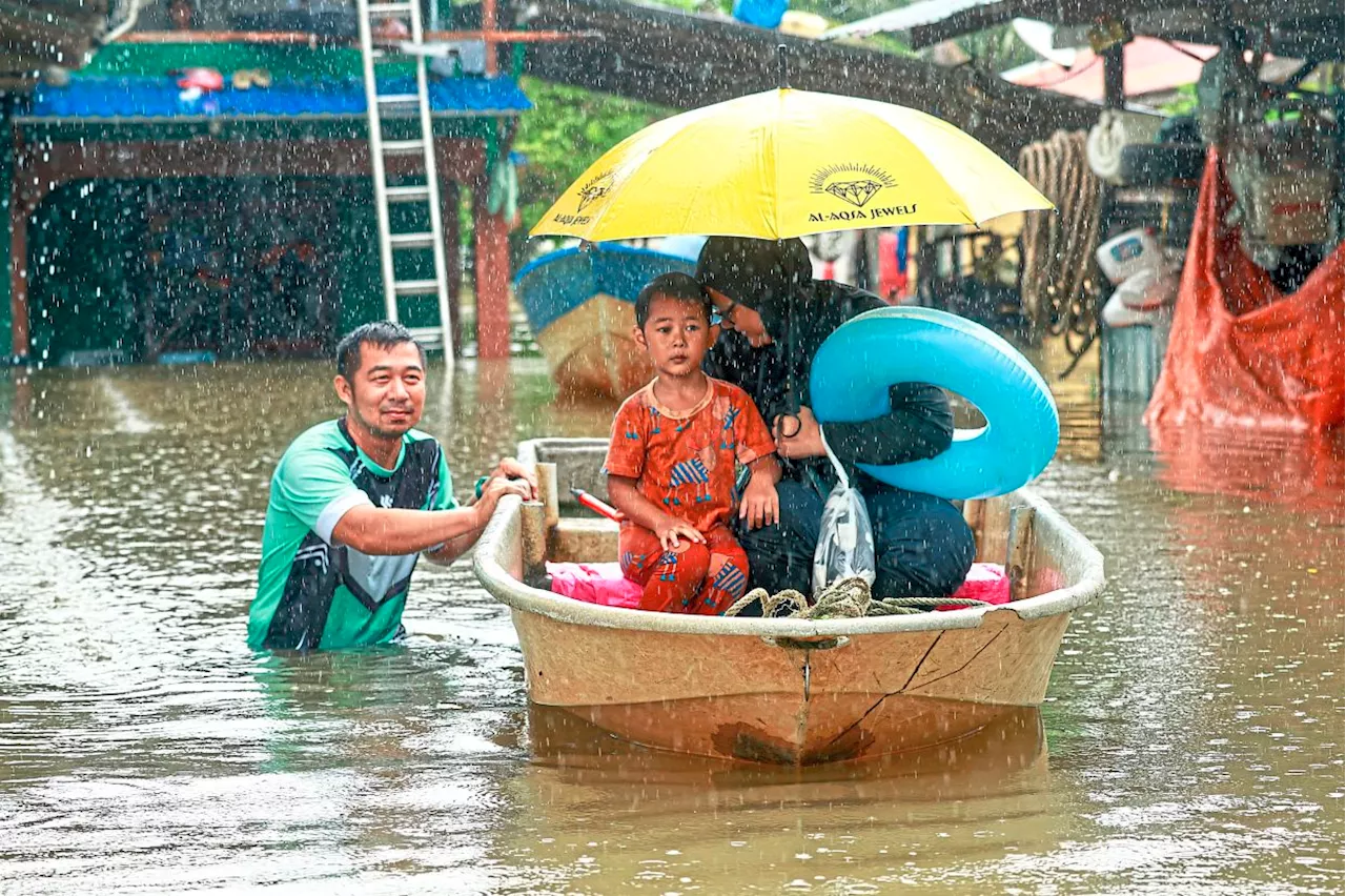 Evacuate when you’re told to, flood-hit residents urged